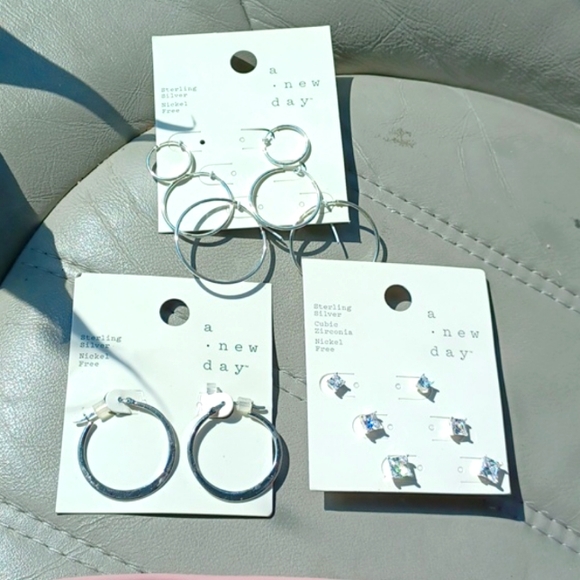 Sterling silver earring lot - Picture 1 of 4